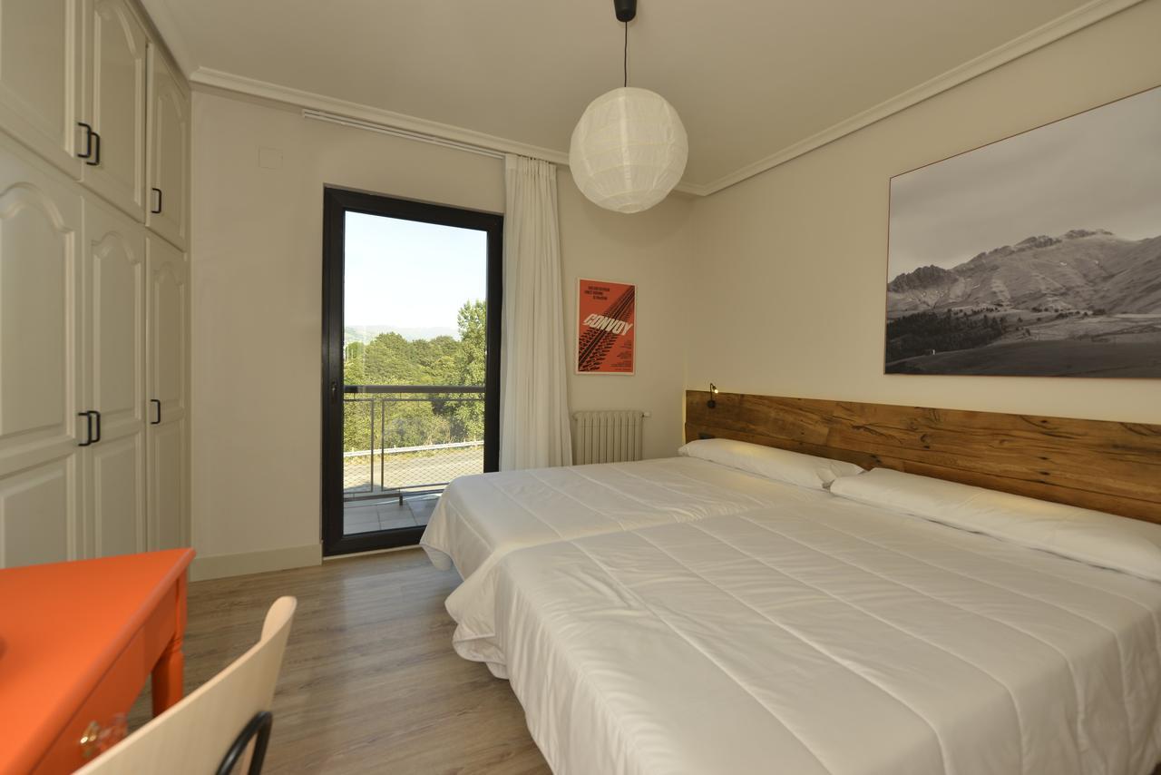 Hotel La Alfonsina Santibanez de Villacarriedo Buitenkant foto