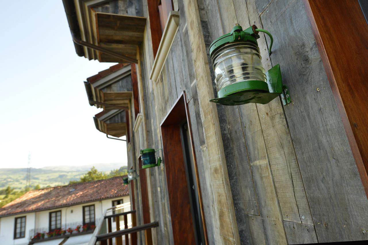Hotel La Alfonsina Santibanez de Villacarriedo Buitenkant foto