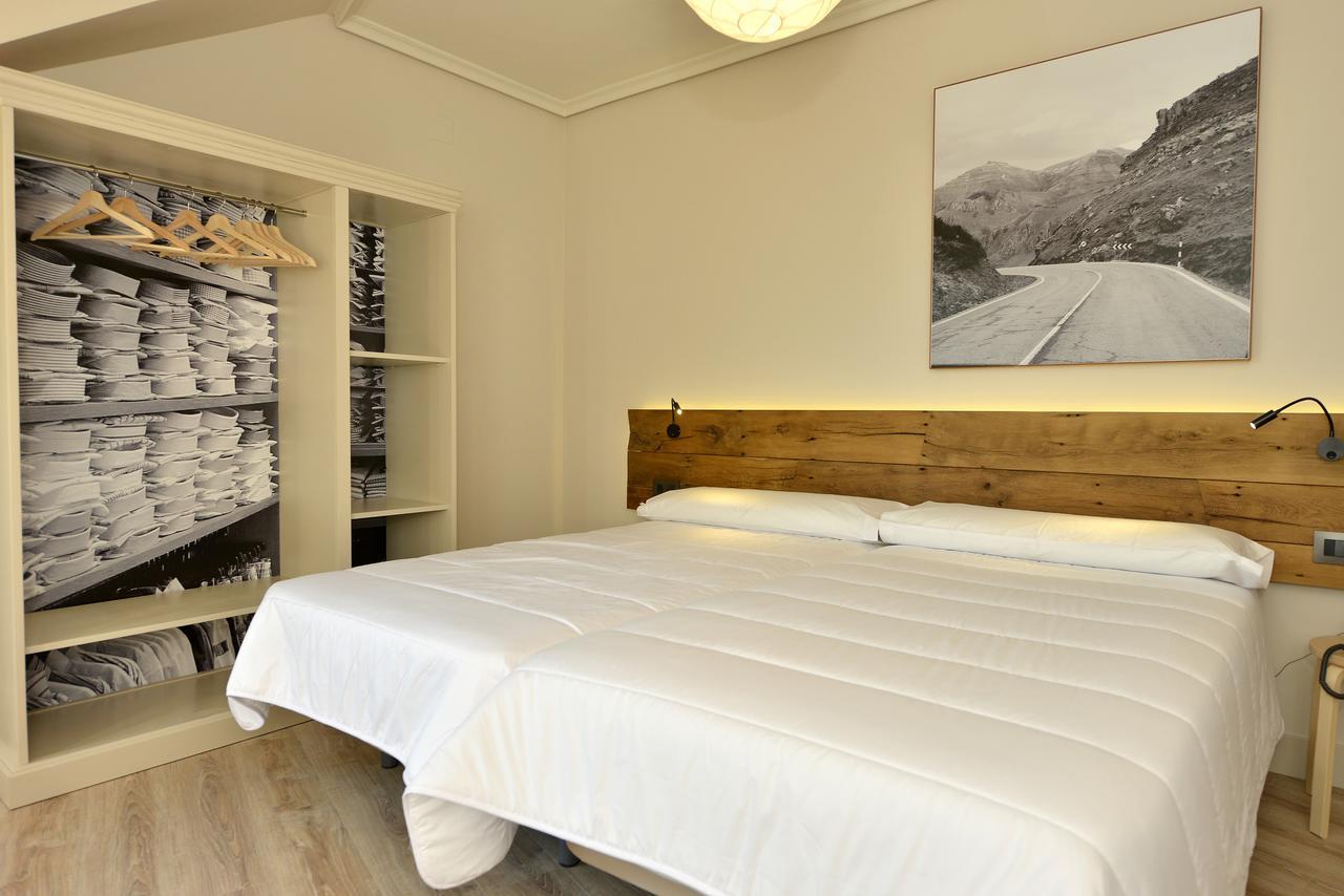 Hotel La Alfonsina Santibanez de Villacarriedo Buitenkant foto